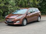Hyundai i30 1.6 +1.HAND+KLIMAAUTOMATIK+ZV+BLUETOOTH+ - Hyundai i30 mit Benzin-Antrieb: Kombi, 1.6