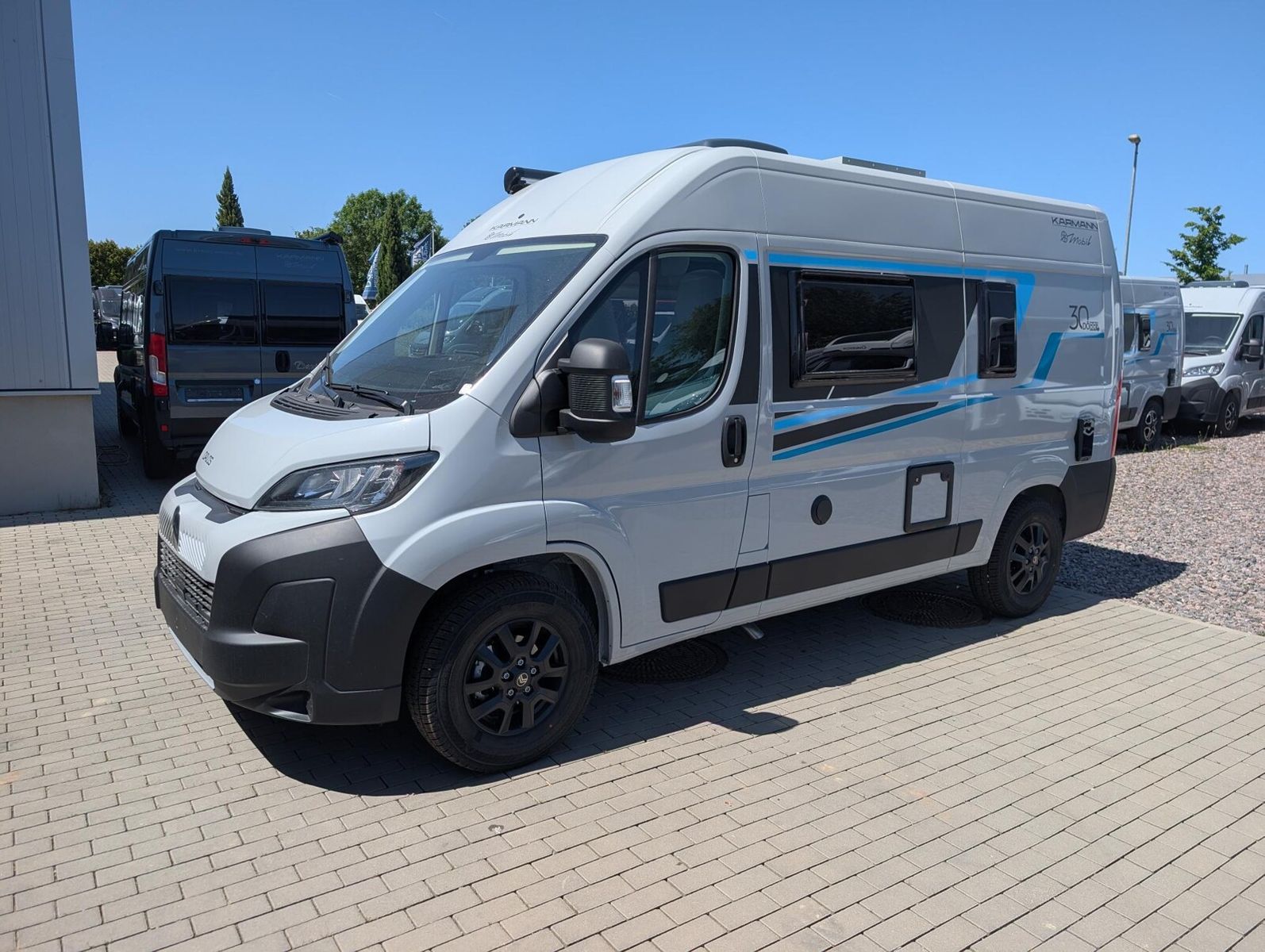 Fahrzeugabbildung Karmann Davis Trendstyle DA 540 TSC Dörr-Paket 30 Jahre