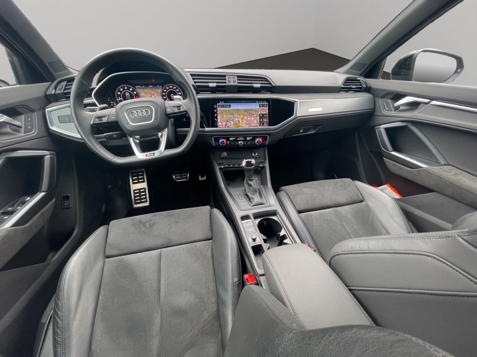 Audi RSQ3 - Bild 18