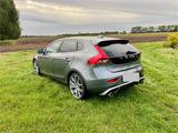 Volvo V40 D4 Geartronic R Design R Design - Volvo V40 mit Diesel-Antrieb