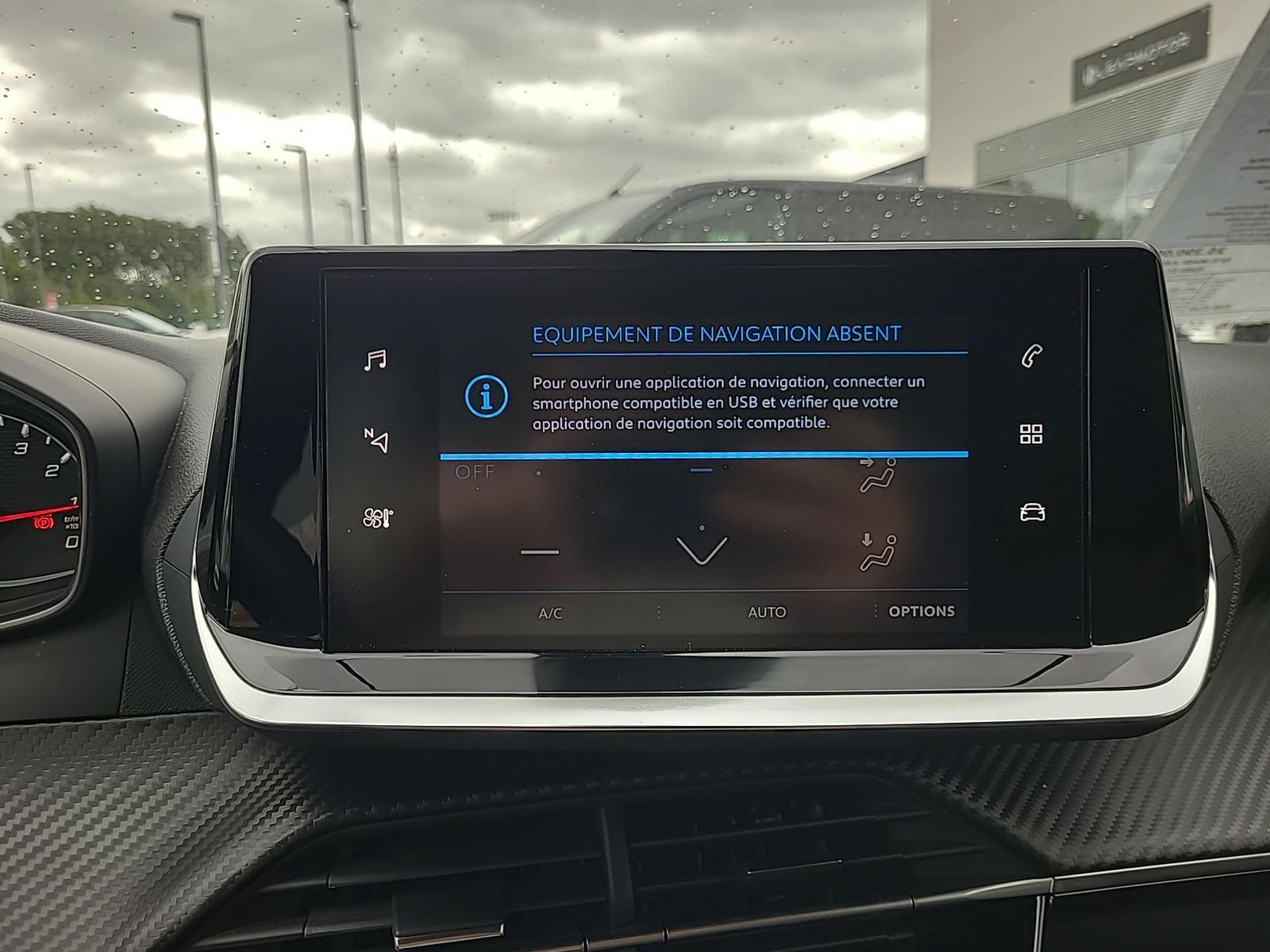 Fahrzeugabbildung Peugeot 2008 Allure +LED+TEMPOMAT+CARPLAY+LANEASSIST+
