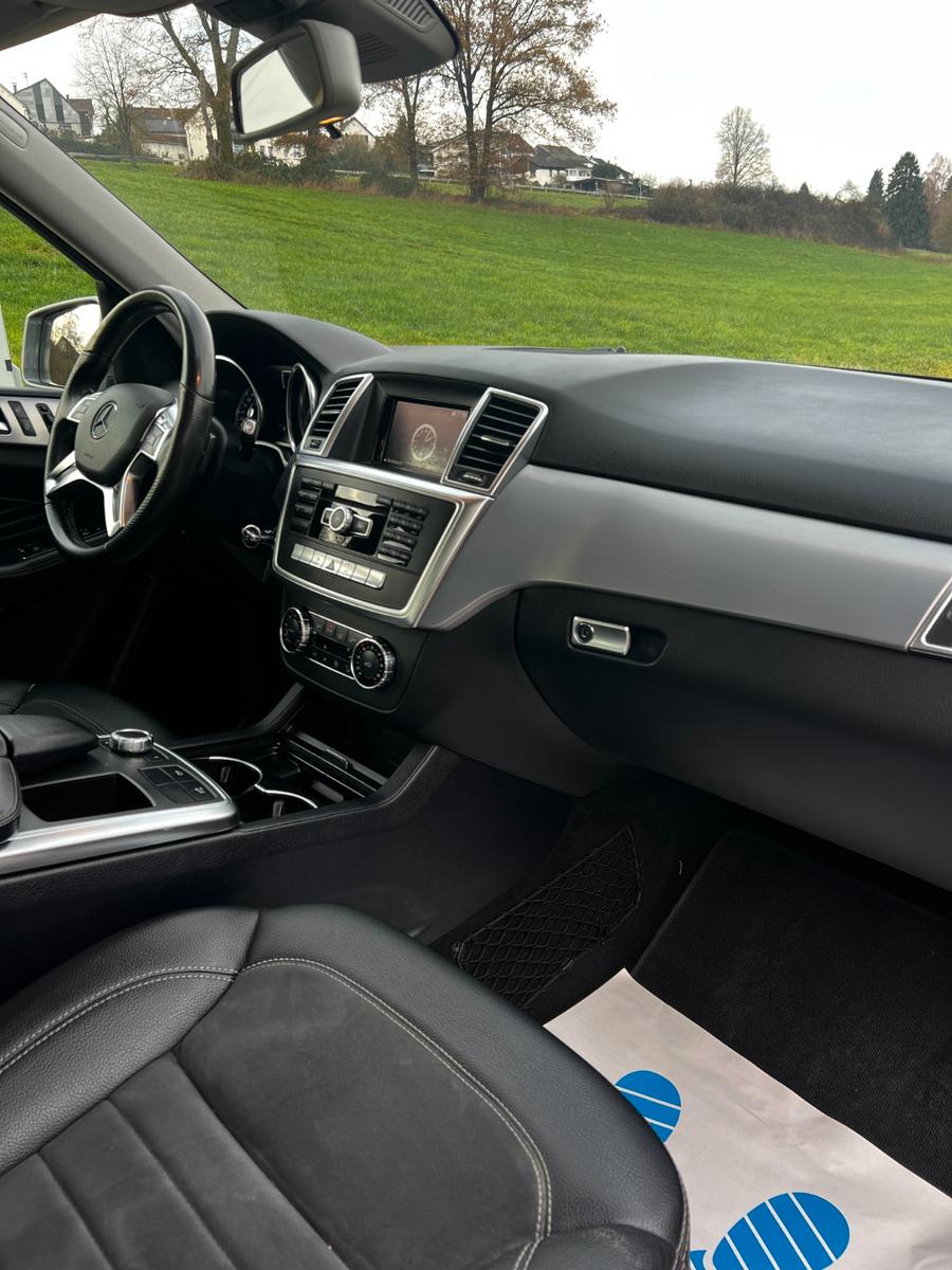 Mercedes-Benz ML 350 CDI BlueTec 4Matic AMG-LINE 1.HAND