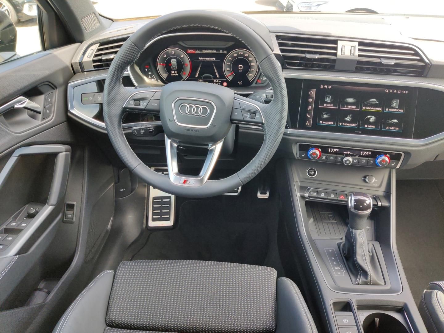 Fahrzeugabbildung Audi Q3 SUV S line Q3 35 TDI, 19", Assistenzpak, Navi