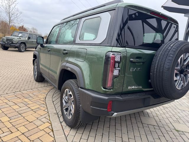 BAIC BJ40 2.0T 4WD 8 Gang AT PanoSitzhzg und Belüft.