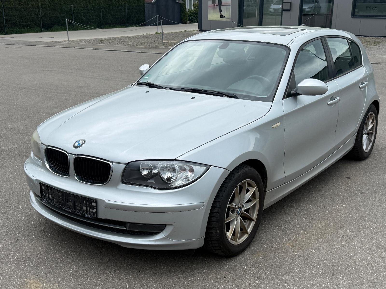 BMW 120 1 Limousine 120d/AUTOMATIK/NAVI/SCHIEBEDACH/