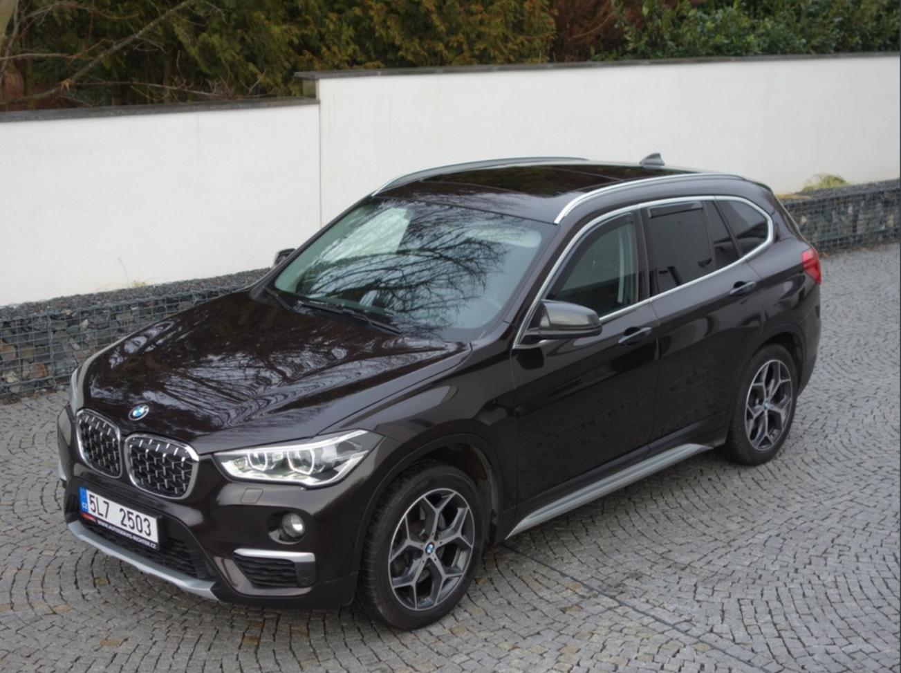 BMW X1 XDRIVE 20d  XLINE PANO HK AHK LED HUD ACC
