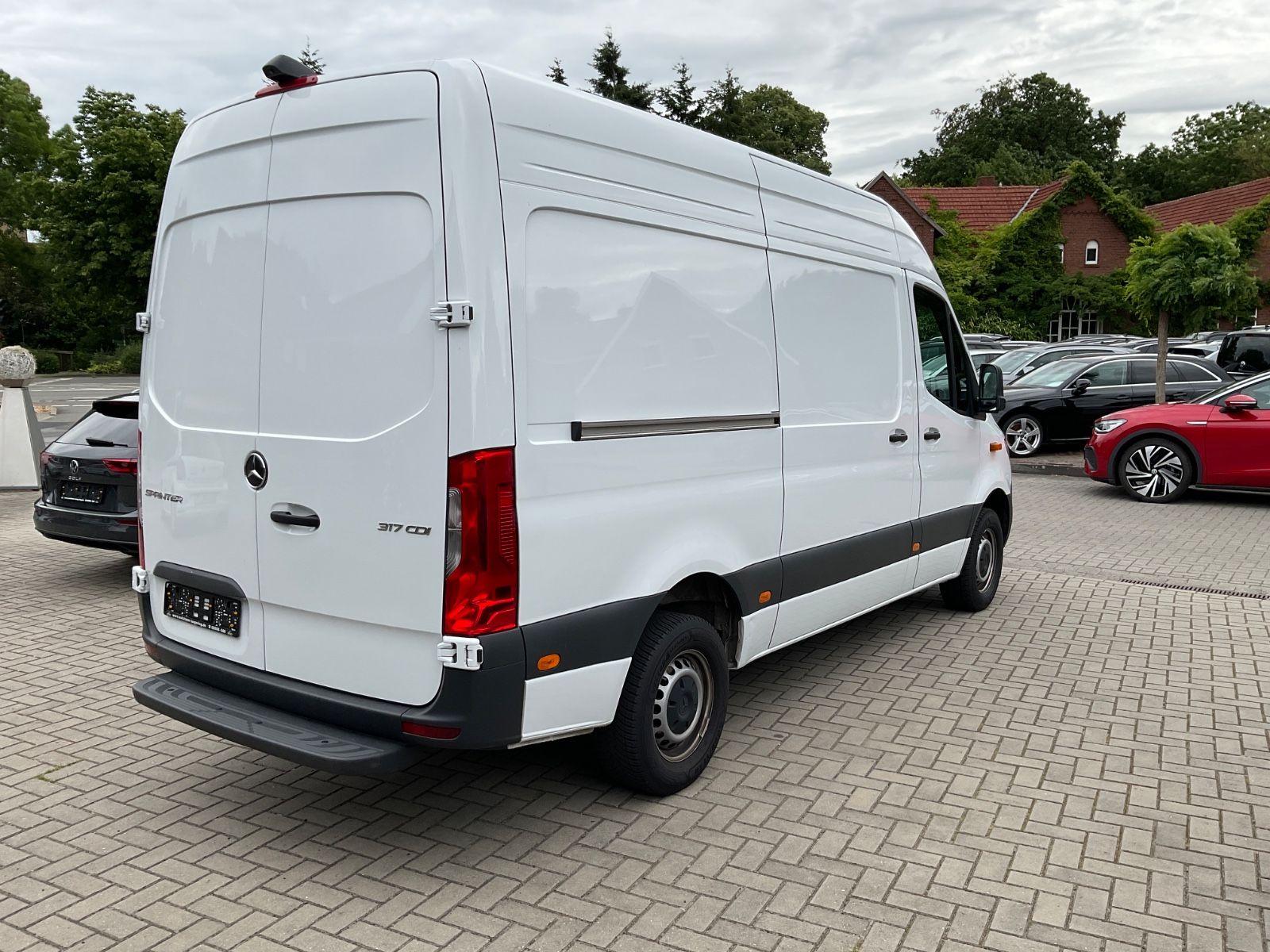 Fahrzeugabbildung Mercedes-Benz Sprinter 317 CDI,L2 H2,Automatik,Kamera,Navi,GJR