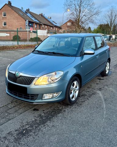 Skoda Fabia 1.2L TOP ZUSTAND!