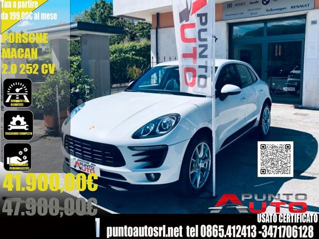 PORSCHE Macan
