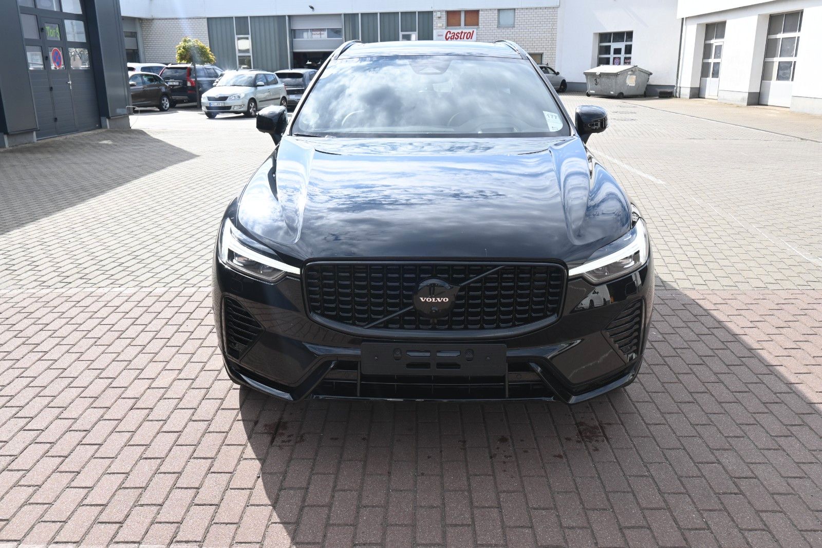 Fahrzeugabbildung Volvo XC60 T8 Ultimate Black Edit.*360°*AHK*HUD*PANO*