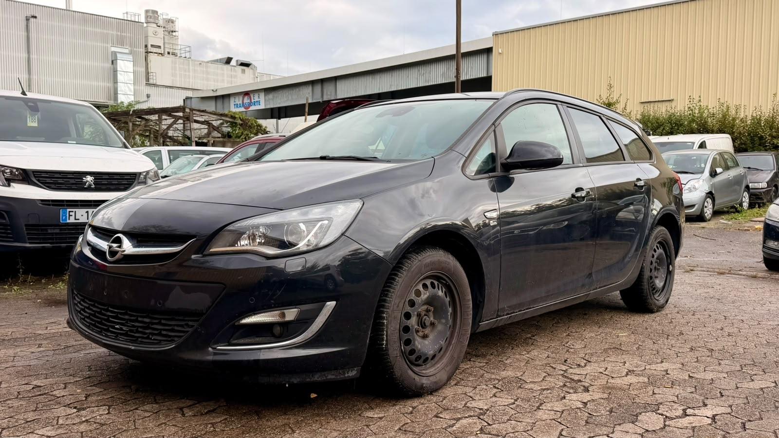 Opel Astra J Sports Tourer 150 Jahre/1.Hand/Navi/Xen.