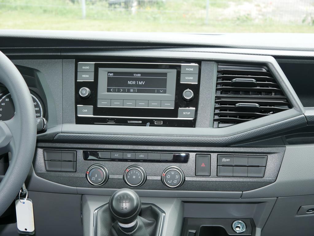 Volkswagen T6.1 Transporter 2.0 TDI Kombi lang FWD 9-SITZER