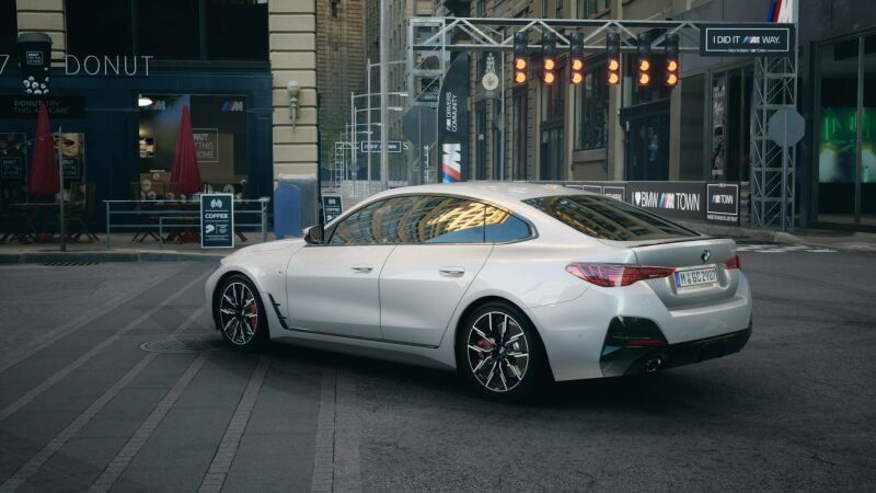 BMW 420d xDrive M Sportpaket TAGESZULASSUNG foto 2
