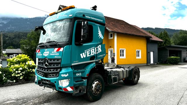 Mercedes-Benz Arocs 2142 4x4 Zugmaschine Euro 6 Bj 2017