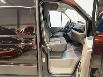 Volkswagen Crafter - 11