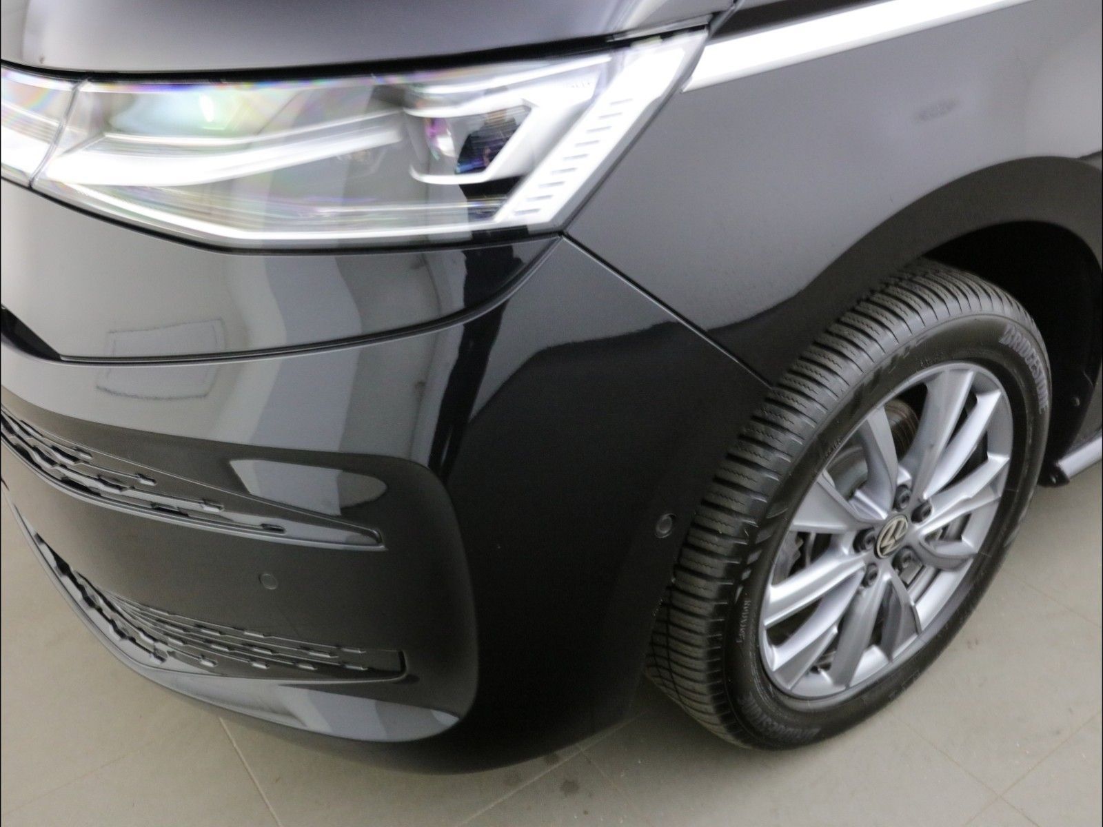 Volkswagen T7 MULTIVAN STYLE L EHYBRID 4MOTION 1.5 TSI DSG imagem 3