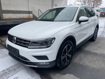 Volkswagen Tiguan - 1