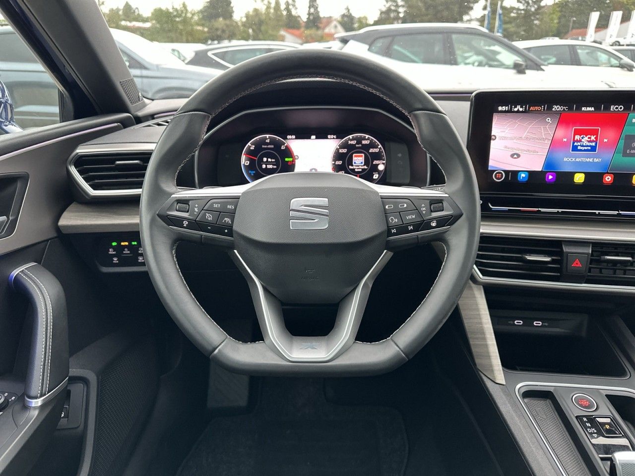 Fahrzeugabbildung SEAT Leon ST Xcellence 1.4 e-Hybrid (204 PS) DSG