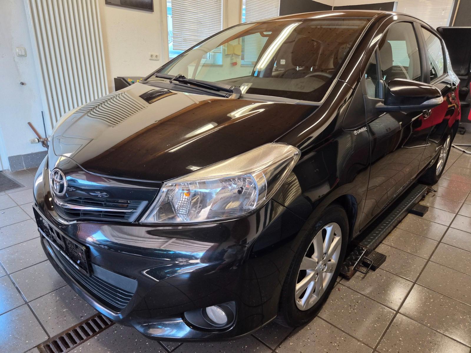 Toyota Yaris Life*1.3*TÜV NEU*5TÜRIG*KLIMA*GARANTIE*TOP