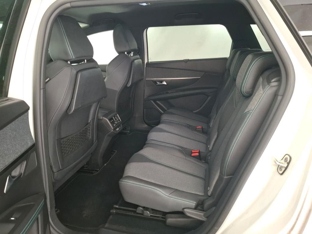 Fahrzeugabbildung Peugeot 5008 Allure Pack 1.2T NAVI/LED/PDC/CAM/VIRTUAL