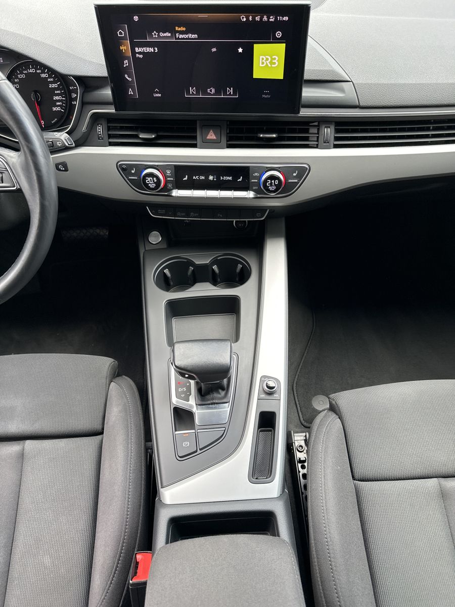 Fahrzeugabbildung Audi A4 Avant Avant 40 TDI S-Line Black LED+AHK+19ZO