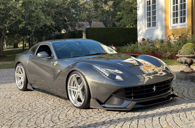 Ferrari F 12 Berlinetta