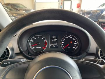Audi A1 attraction *Klimaauto.*Sitzheizung*TÜV0327*