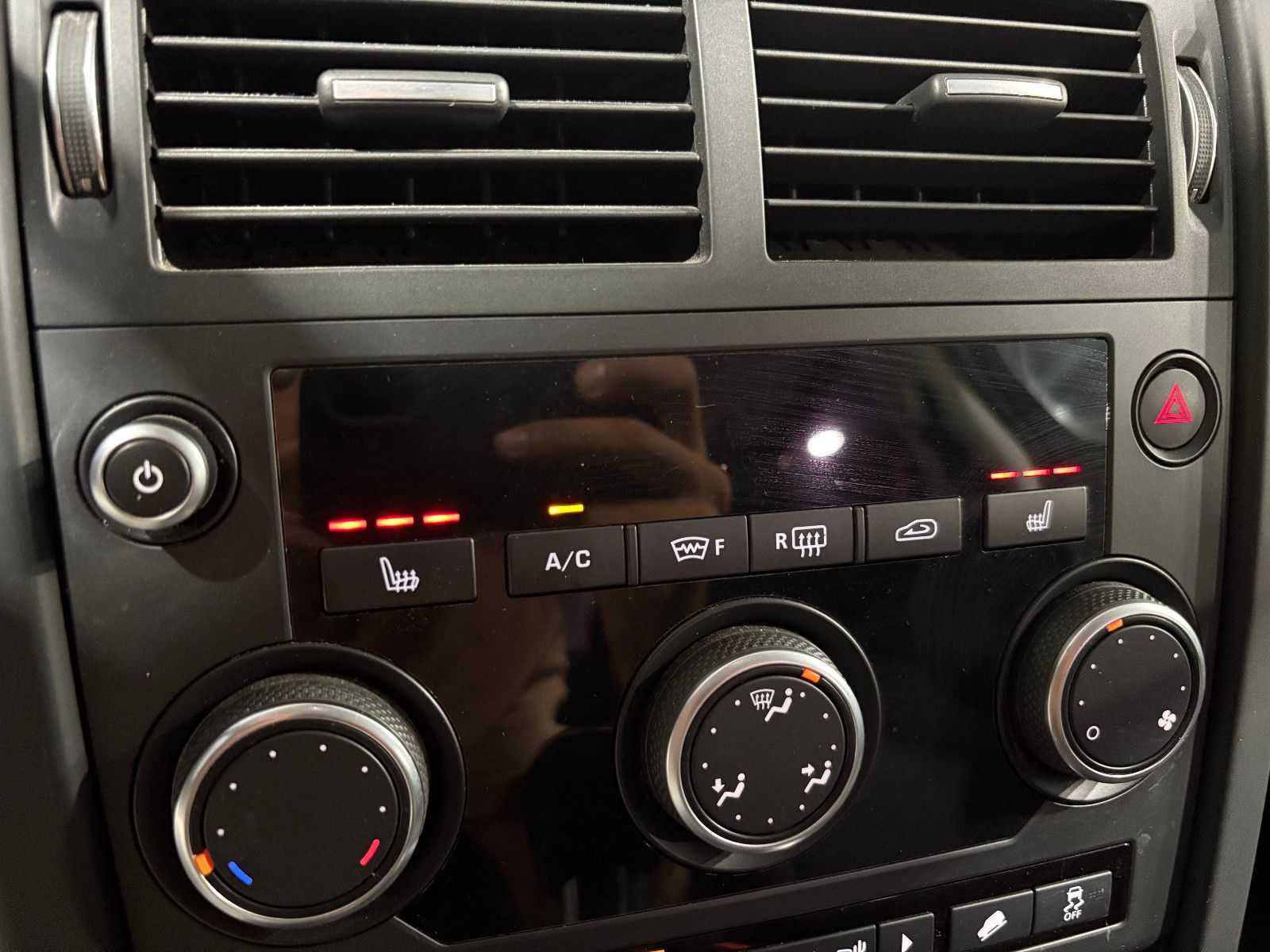 Fahrzeugabbildung Land Rover Discovery Sport Pure/PDC/SHZ/KLIMA/SPURHALTEASS.