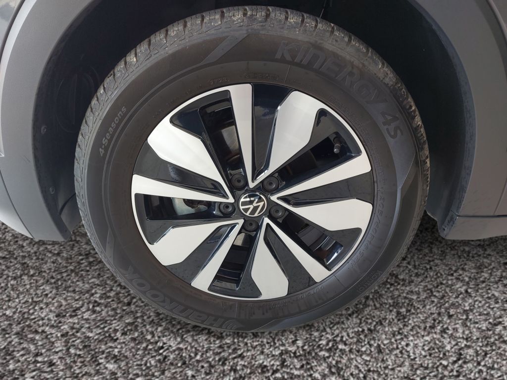 Fahrzeugabbildung Volkswagen T-Cross 1.0 TSI Move Climatronic SH PDC ACC