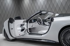 SL 680 Maybach Monogram Series WHITE/WHITE