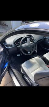 Peugeot 207 CC Roland Garros 120 Automatik Roland Garros - gebrauchte Peugeot 207 aus dem Jahr 2012