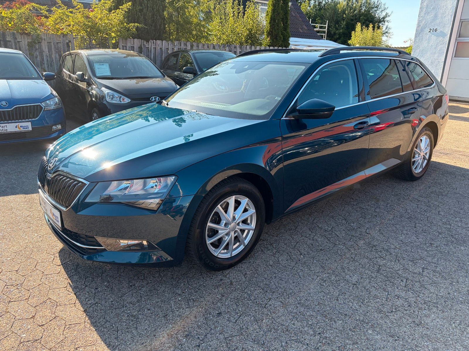 Skoda Superb - 1
