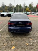 Audi S3 2.0 TFSI S tronic quattro - - Audi S3: Blau