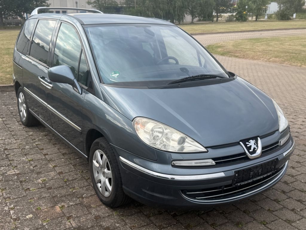 Peugeot 807