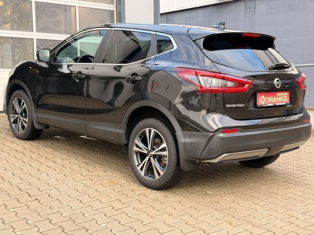 Fahrzeugabbildung Nissan Qashqai 1,3 DIG-T N-Connecta Automatic*ProPilot*