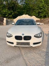 BMW 118 d f20 AHK/18 Zoll Felgen/Wenig KM - BMW: Felge 18 Zoll