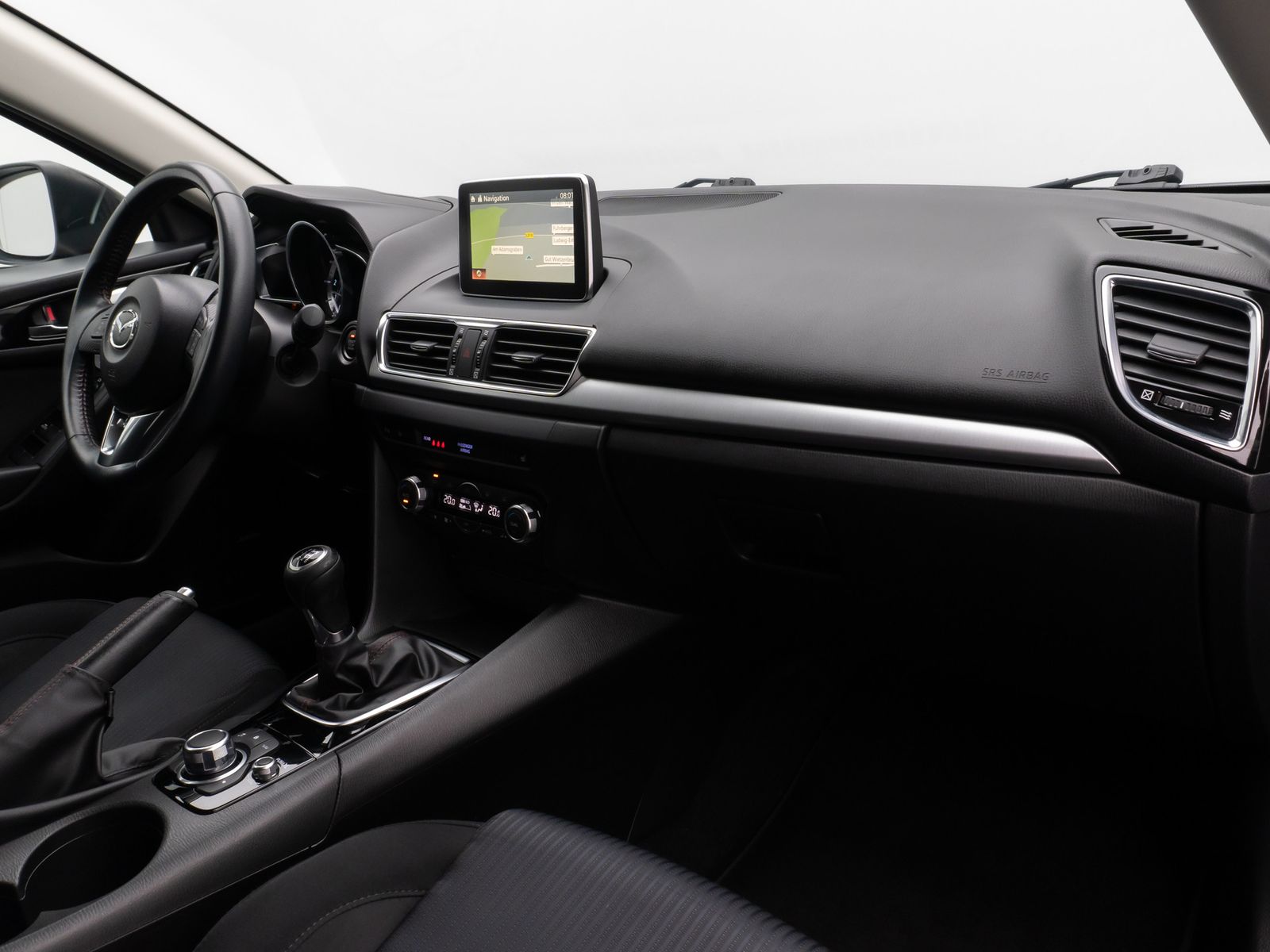 Fahrzeugabbildung Mazda 3 Lim. Sports-Line Kamera Sitzhzg DAB HUD BOSE
