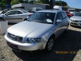 Audi A4 2.0 Avant - Audi A4 aus 2002: Kombi