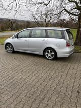Mitsubishi Grandis 2.0 DI-D Intense 7-Sitzer Intense - Mitsubishi Grandis: 7 Sitzer