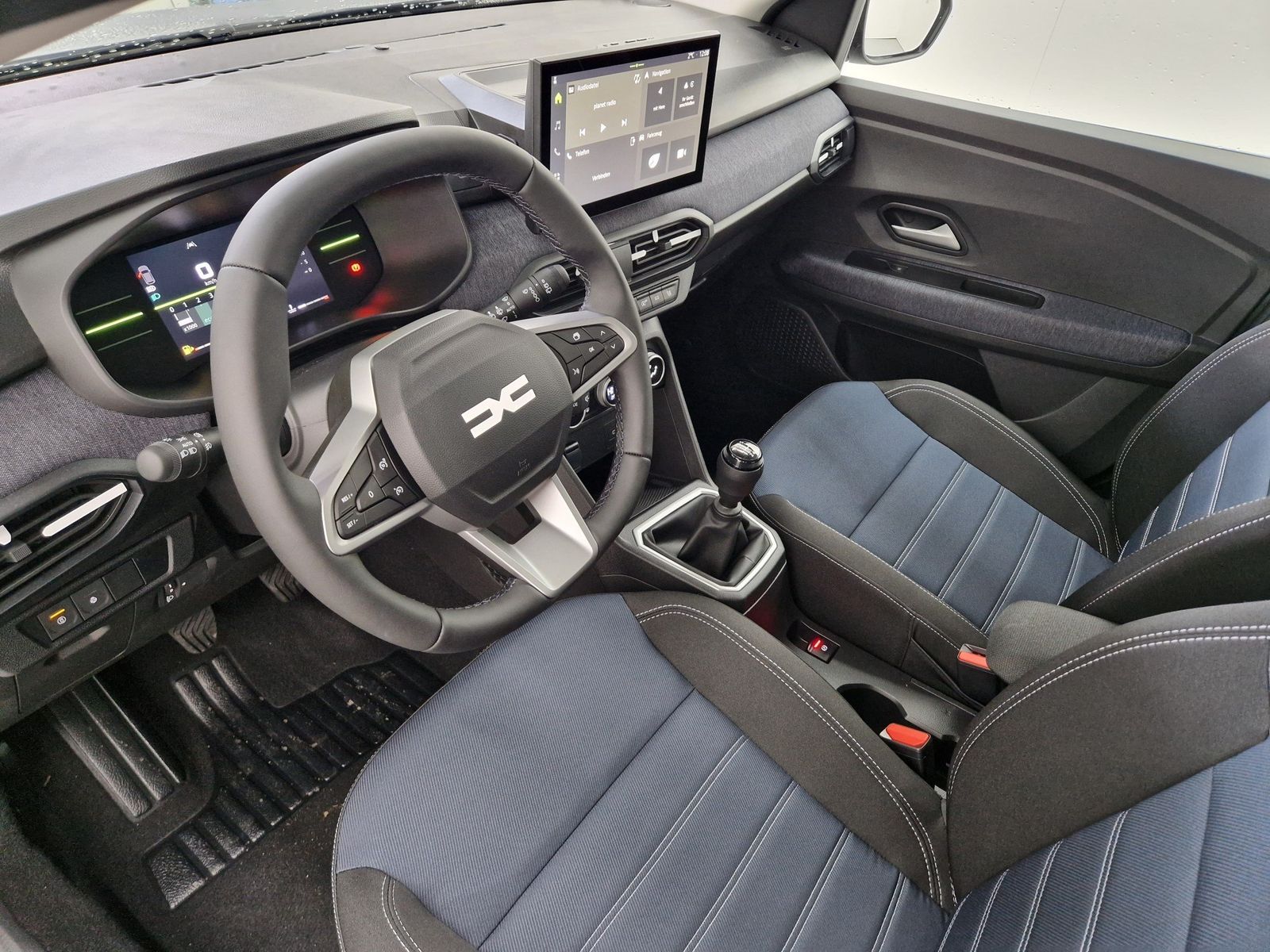 DACIA Sandero Eco-G 120 Expression Winter Benzin&Gas – Bild 32