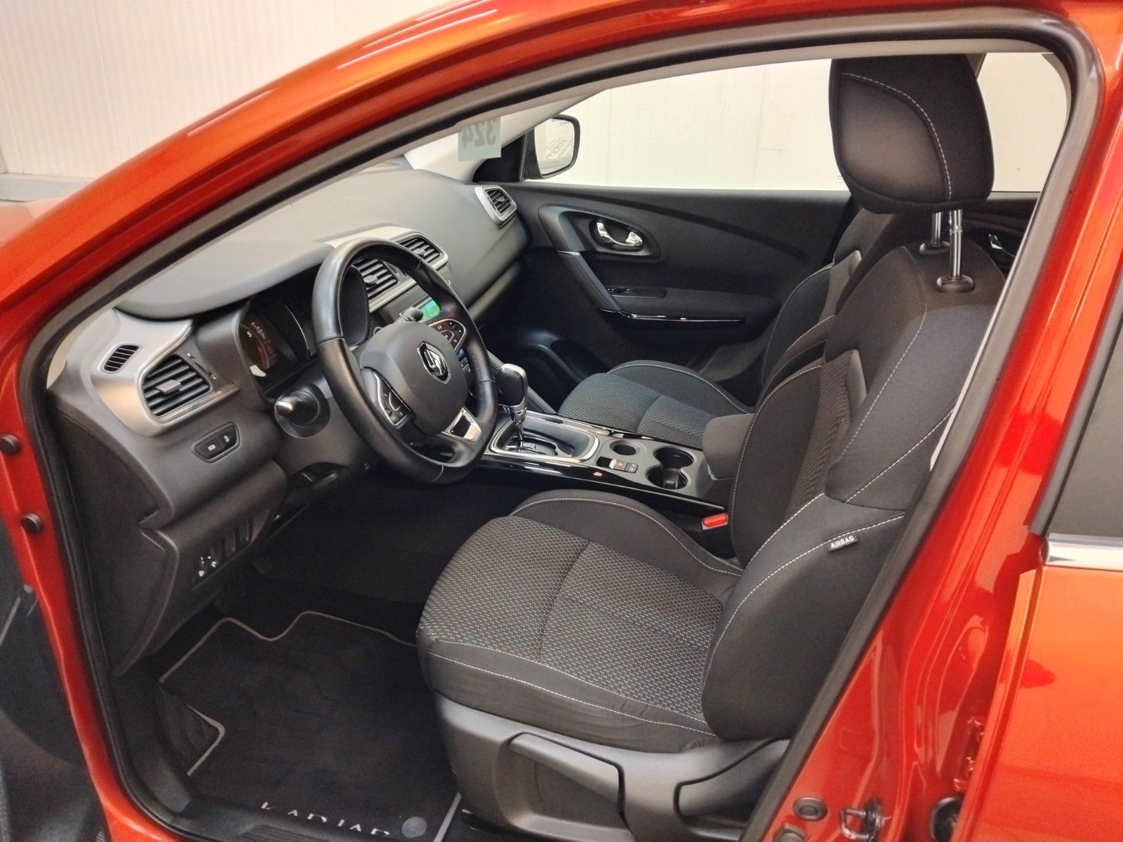 Renault Kadjar (06/2026, Benzin)