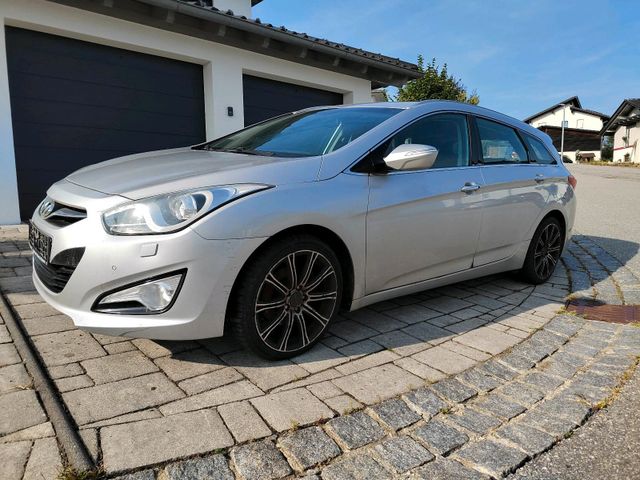 Hyundai i40cw 1.7 CRDi 2WD 5-Star Ed. / Kl...