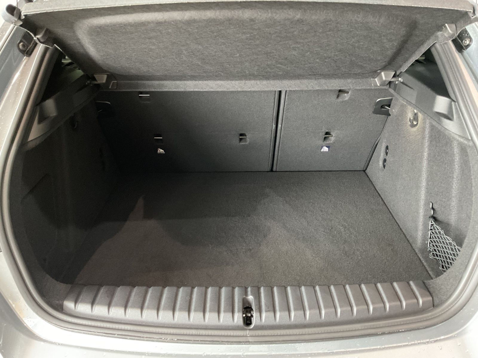 Fahrzeugabbildung BMW M135 xDrive |M Sportpaket Pro |Harman Kardon |19