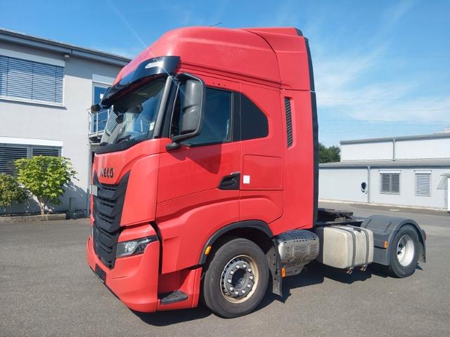 Iveco S-Way AS 440 S 49 T · FP climă staționară Navi
