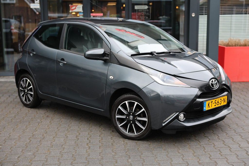 Image of Toyota Aygo (X)