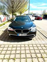 BMW F01 750Li - BMW 750 in Stuttgart