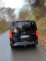 Toyota Proace (Verso) 2,0-l-D-4D 130kW L1 Family Co... - Toyota: 1.0