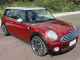 MINI Mini One D Clubman 1.6 16V Cooper - rote MINI Cooper D Clubman