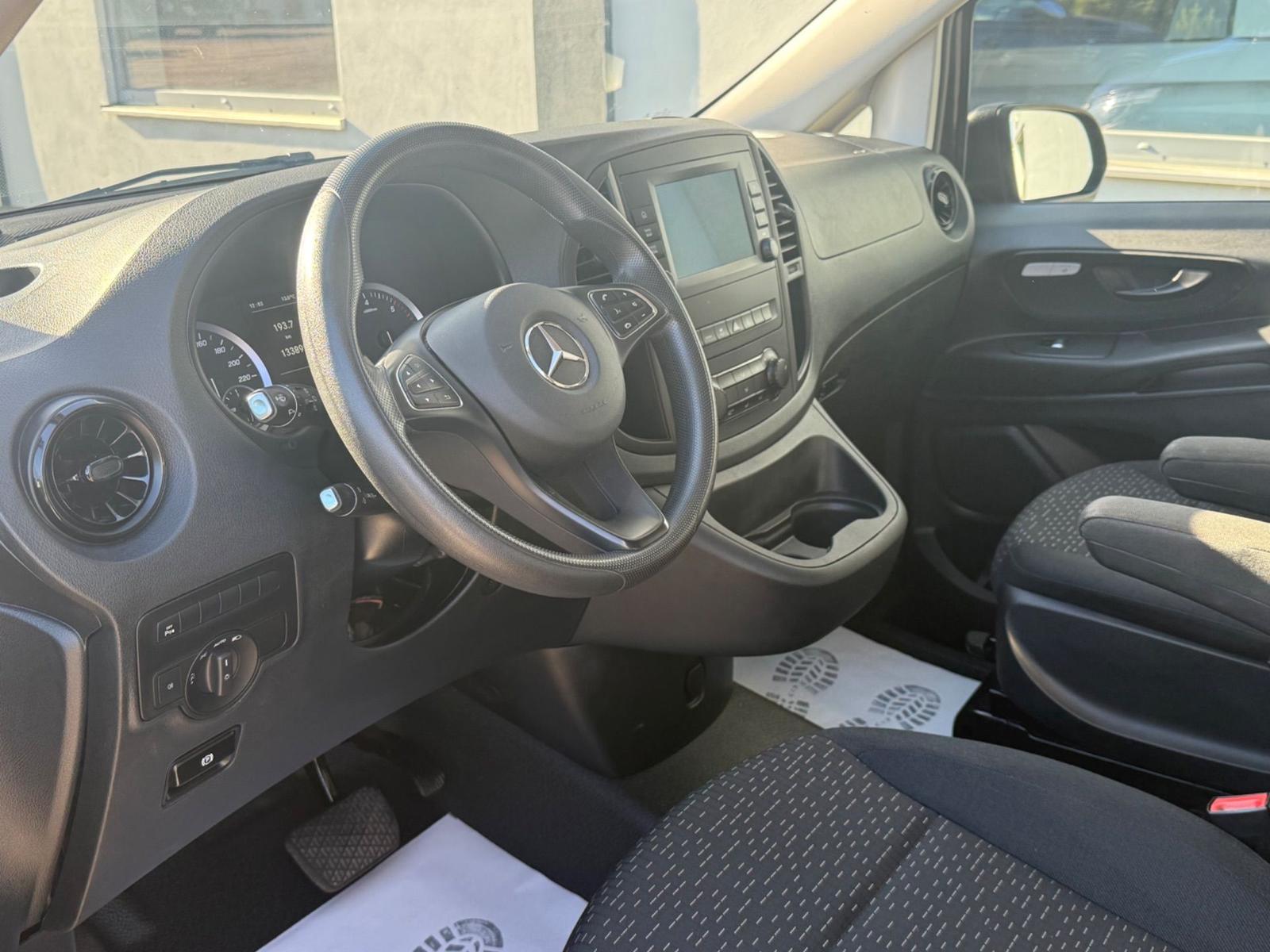 Mercedes-Benz Vito Kasten 119 CDI Pro RWD lang,LED,Navi,Kamera