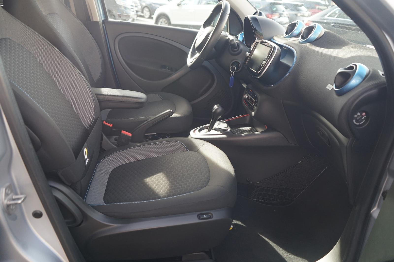 Smart forfour electric drive / EQ LED Kamera Klimaaut.